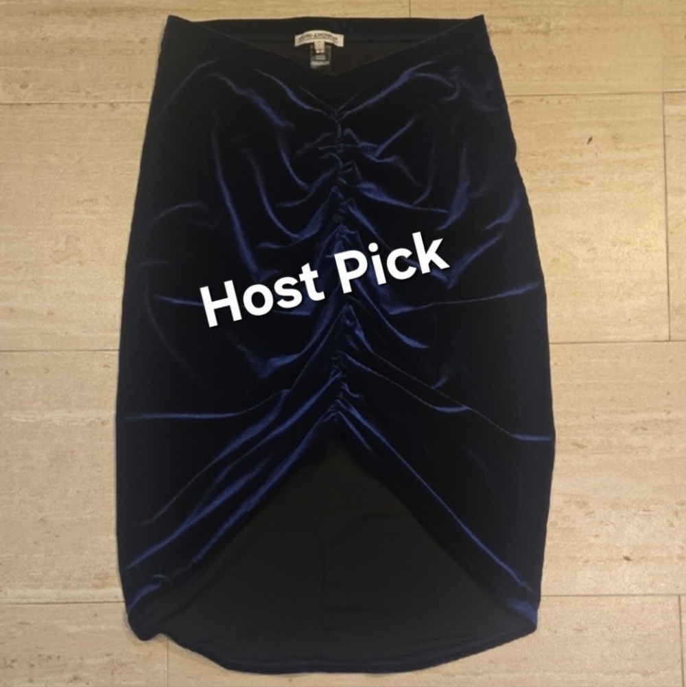 Good American Ruched Front Blue Velvet High-Low Midi Skirt